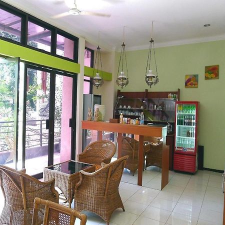Jawa 22 Hotel And Residence Surabaia Exterior foto